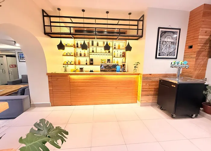 14 Luxe By Mums 3*