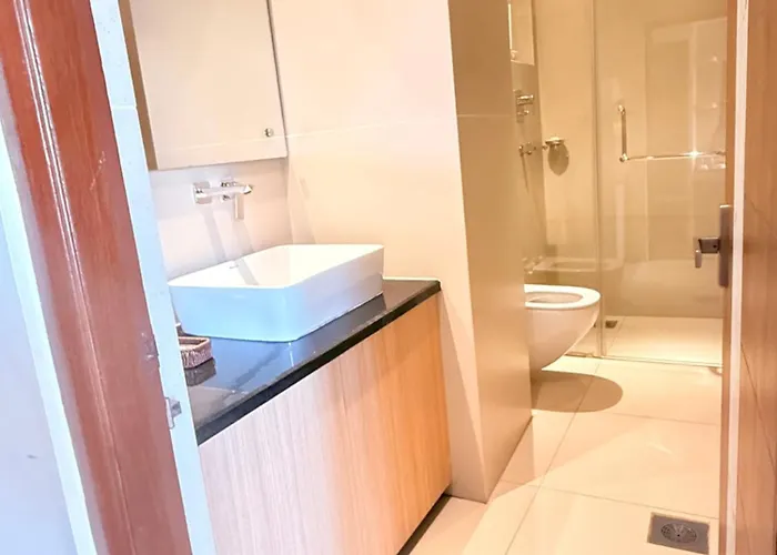 14 Luxe By Mums מלון 3*