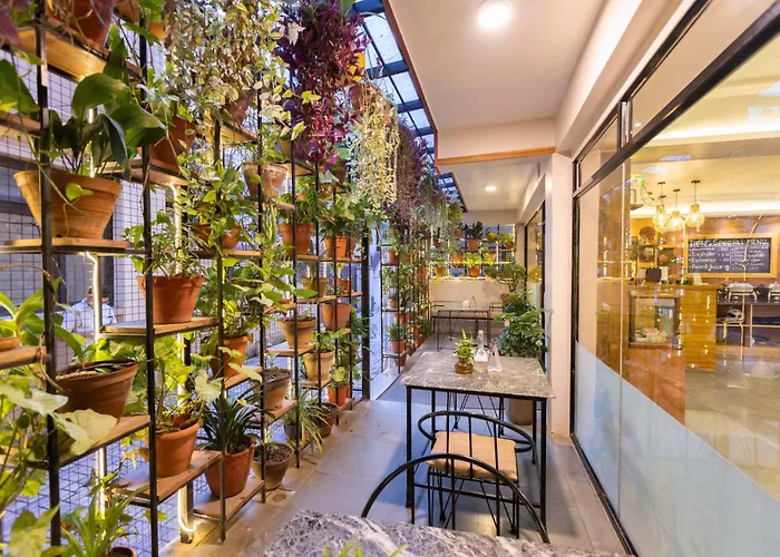 14 Luxe By Mums Kathmandu