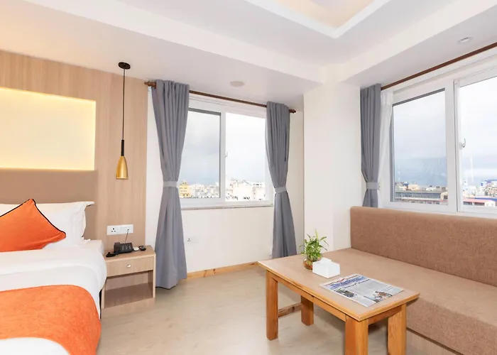 Hotel 14 Luxe By Mums 3*